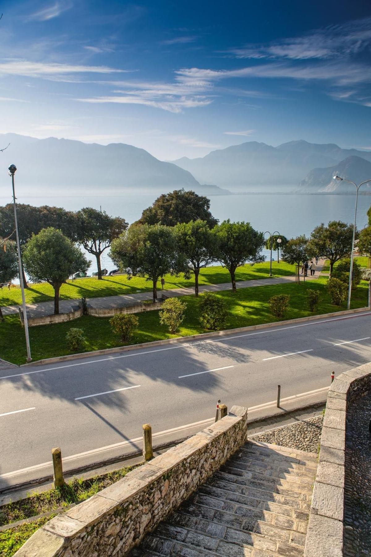Penthouse Federico With Lake View - Residenza Silvana Verbania Eksteriør billede